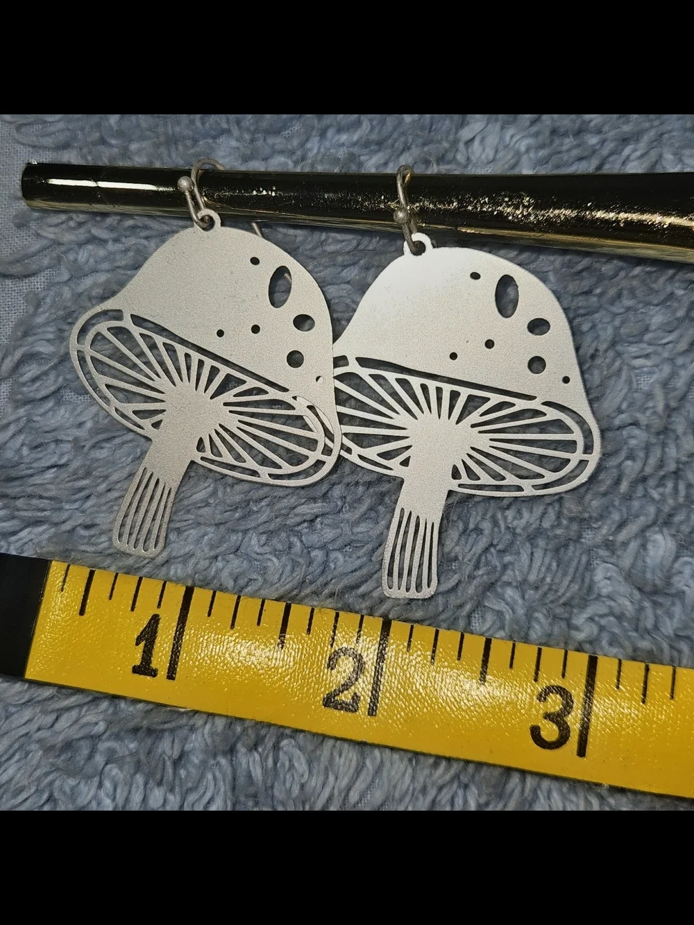 N/A lightweight silver